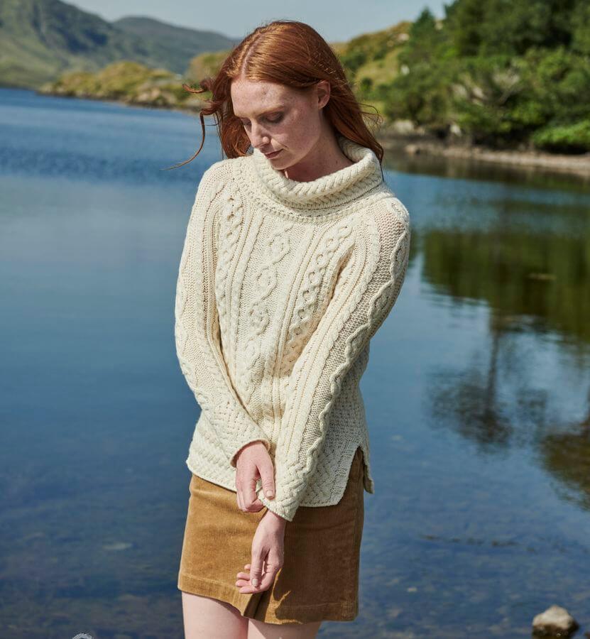 Irischer Damen Strickpullover in Tunika Stil m. halsfernen Rollkragen S