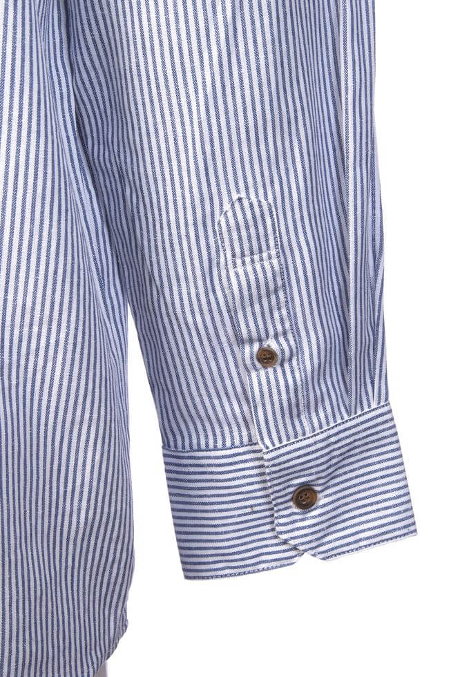 Irisches Leinenhemd mit Stehkragen. Blauweiss gestreift. Unisex Irisches Leinenhemd mit Stehkragen. Blauweiss gestreift. Unisex M