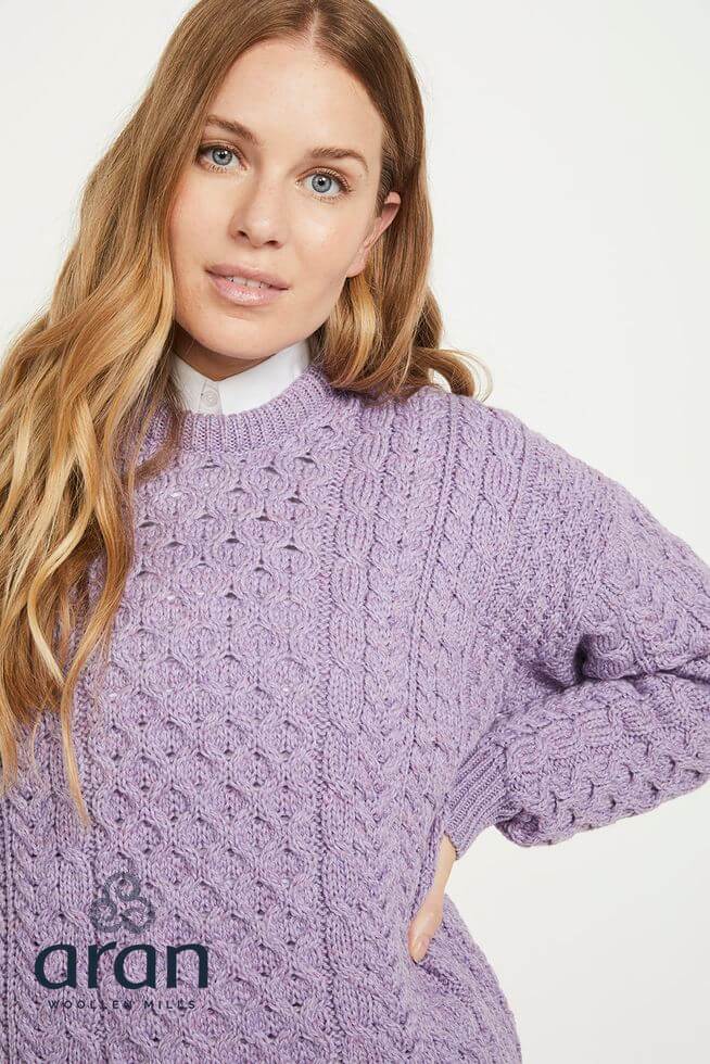 UNISEX Aran Sweater aus weicher Merinowolle.Lavendel L