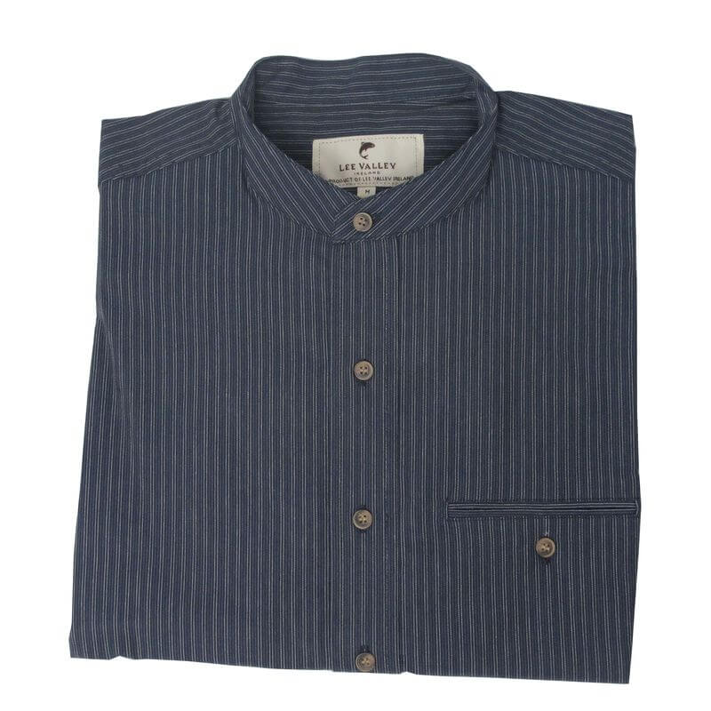 Irisches Herrenhemd aus glatter Baumwolle mit Stehkragen im Vintage Look XXXXL Irisches Herrenhemd aus glatter Baumwolle mit Stehkragen im Vintage Look XXXXL