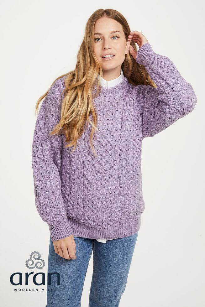 UNISEX Aran Sweater aus weicher Merinowolle.Lavendel L